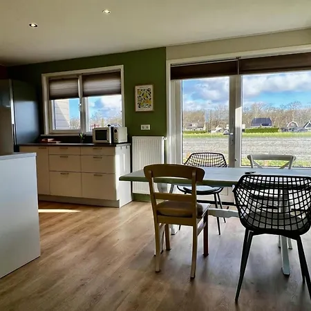 Holiday home Near Sint Maartenszee