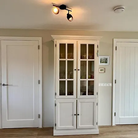 Modern Close To With Views 度假居 Sint Maartensvlotbrug