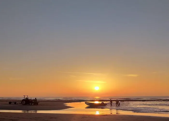 Modern Close To With Views Casa de Férias