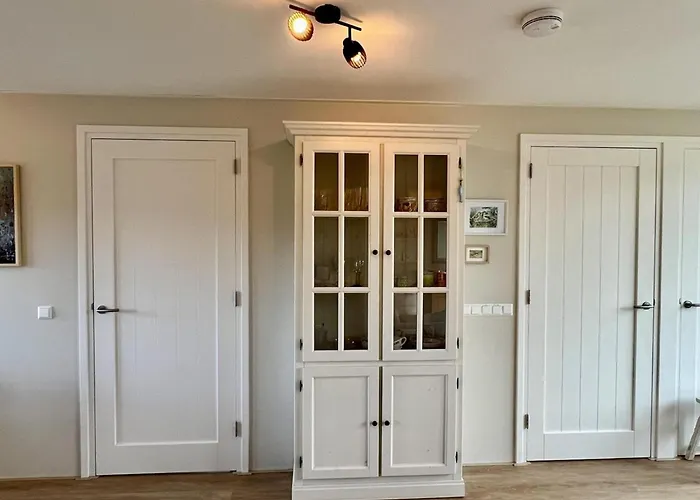 Modern Close To With Views Casa de Férias Sint Maartensvlotbrug